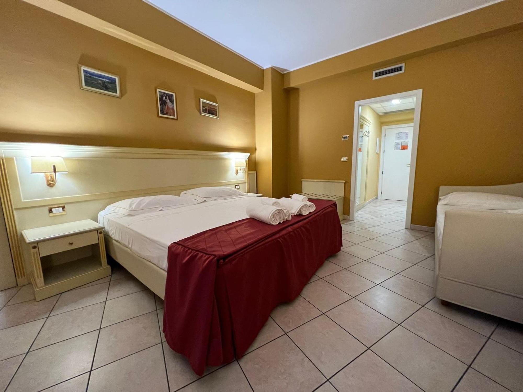 Hotel San Michele Milazzo Exteriör bild